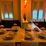Spacious Three Room Apartment In Corso Vercelli, In The Center